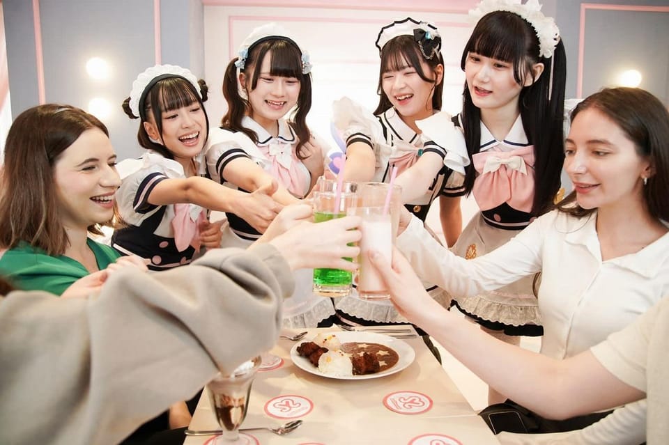 Akihabara: Anime & Gaming Adventure Tour (Group or Private) - Practical tips: heat, shoes, and shop-smart behavior