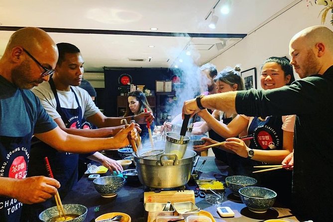 Asakusa Classic Ramen & Crispy Gyoza Cooking Class - Gyoza by hand: getting juicy filling and a crisp edge