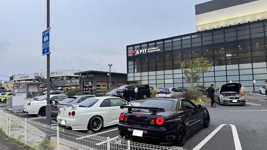 Daikoku & Tokyo Private JDM Tour by 700HP R34 GT-R - If police controls or access issues happen, expect a reroute