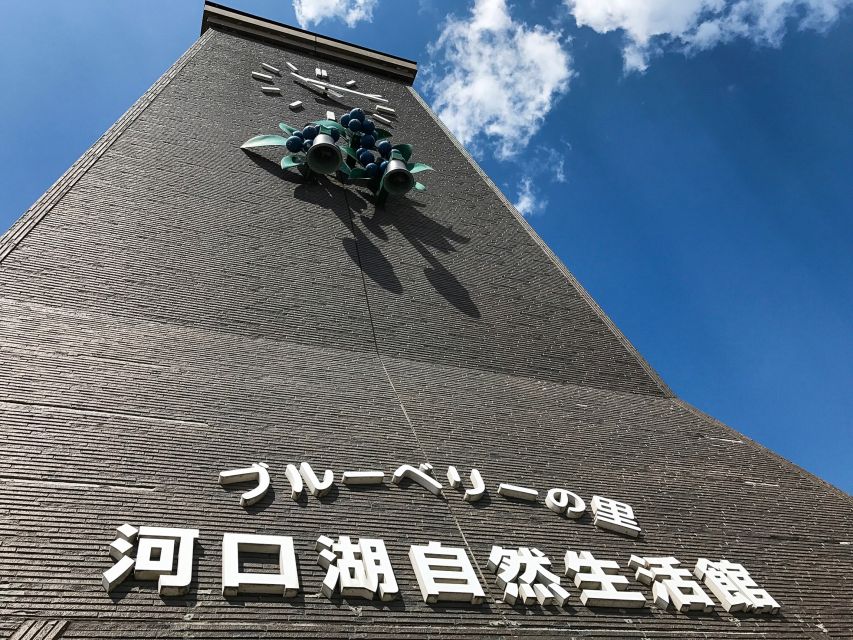 From Tokyo: Mount Fuji Full-Day Sightseeing Trip - Guides, Language, and How the Group Stays Together