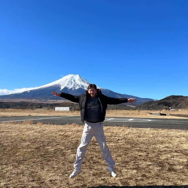 From Tokyo: Mt Fuji Private Day Tour In Luxury Land Cruiser - Kitaguchi-hongu Fuji Sengen Shrine for Pilgrimage Atmosphere