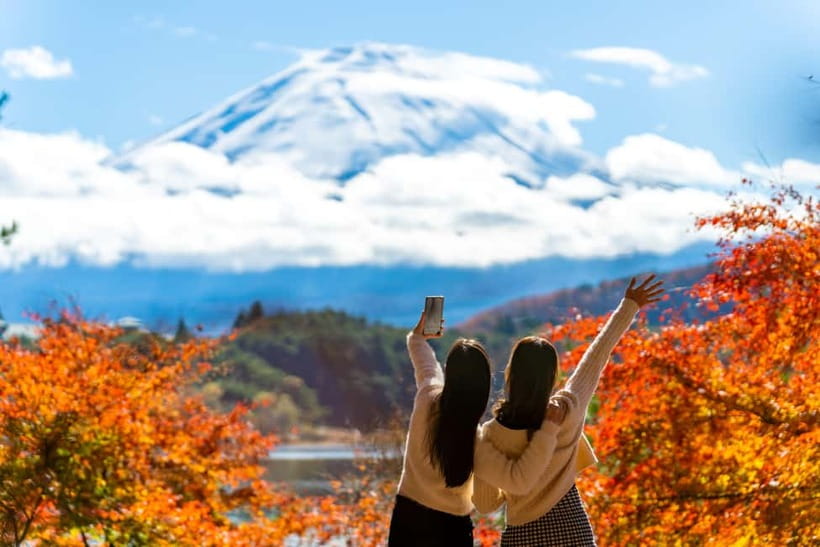 From Tokyo: Must-Visit Mount Fuji Highlight Full-Day Tour - Lake Kawaguchi, Oishi Park, and Shiraito Waterfall: Water, Flowers, and Mist