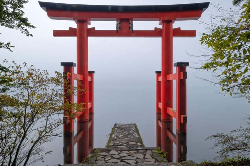 From Tokyo: Private Tour to Fuji/Hakone - Onsen, Art, Nature - Lake Ashi and Hakone Shrine: The Calm Part of the Day