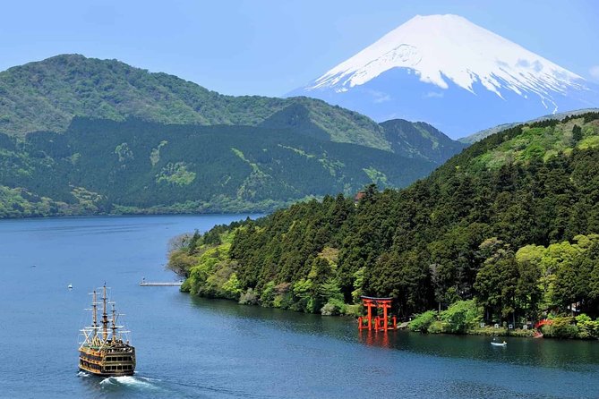 Hakone 8 hour Private Tour with Government-Licensed Guide - Lake Ashinoko and Hakone Shrine: where the day feels calm