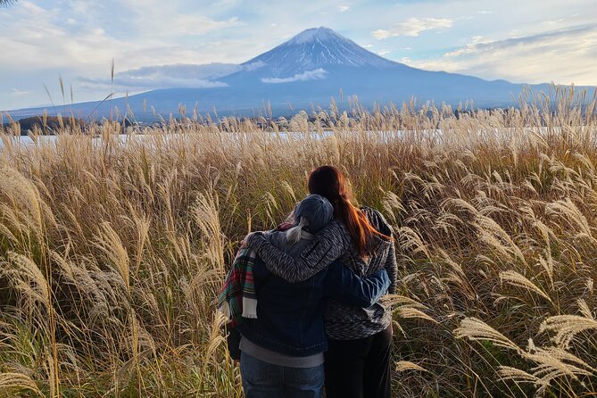 Johnny's Exclusive: Mt. Fuji Adventure from Kawaguchiko - Noodles in town: Houtou Fudou as an optional fuel stop