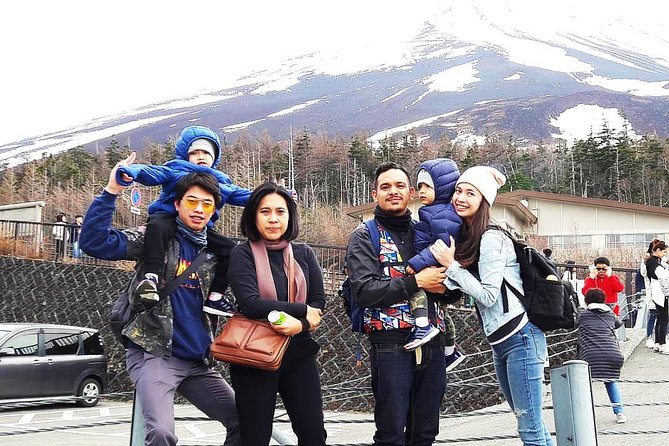 Mt. Fuji & Hakone Private Day Tour with English-Speaking Driver - Hakone’s Volcano-to-Water Route: Owakudani, Ropeway, Lake Ashi
