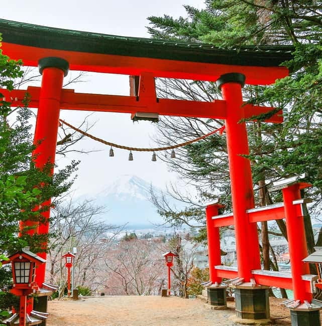 Mt. Fuji Heritage Tour: Traditional Villages, Lakes & Shrine - Who should book this Mt. Fuji Heritage Tour—and who should skip it