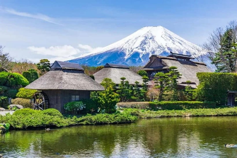 Mt Fuji Top 5 Spots Day Tour: Arakurayama Park,Oshino Hakkai - Oshino Hakkai’s Crystal Springs: Slow Photos in an Old-Fuji Village