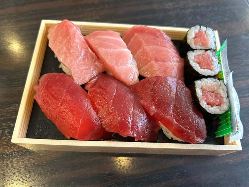 Private Toyosu & Tsukiji Market Adventure with Tuna Auction - Sushi or seafood breakfast: how to think about it
