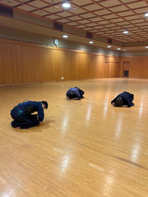 Samurai Experience - Learn Bushido through Kendo, in Tokyo - Instructor Demonstration: Watch How Control Looks Up Close