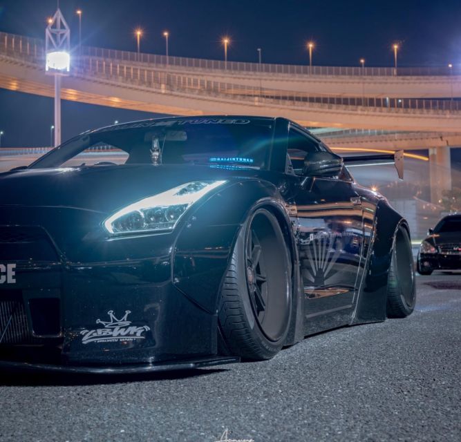 Secret Car Meet: R34 Skyline Car Club Membership - Tokyo Tower and Rainbow Bridge Viewpoints: The Photo-Stop Mindset
