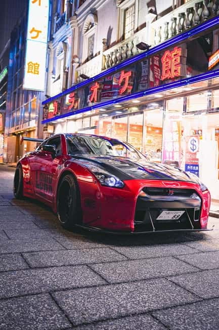 Shibuya City: Daikoku PA GT-R R35, R34, R33 or R32 Tour - Daikoku Parking Area: The One-Hour Car Meet Moment