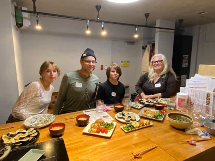 Shinjuku Tokyo: Authentic Japanese Home-Style Culinary Class - Logistics near Shinjuku: where you meet and how to avoid time sinks