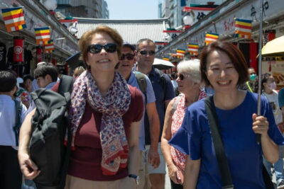 Tokyo: Asakusa Walking Tour with Sensoji Temple Visit - Meeting Kaminarimon: start point and how to stay on time