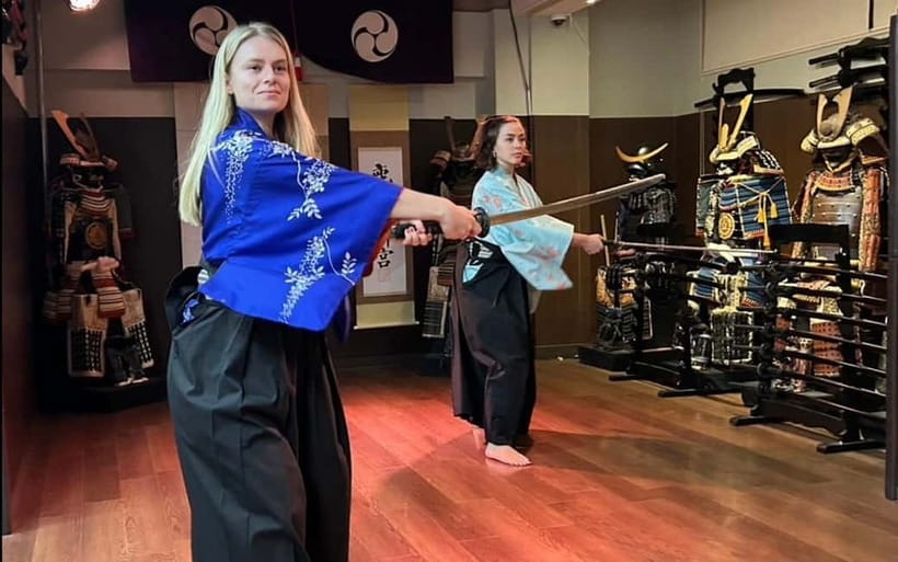 Tokyo: Best Samurai Experience - Sword Basics in an Hour: Draw, Hold, Swing, Retract