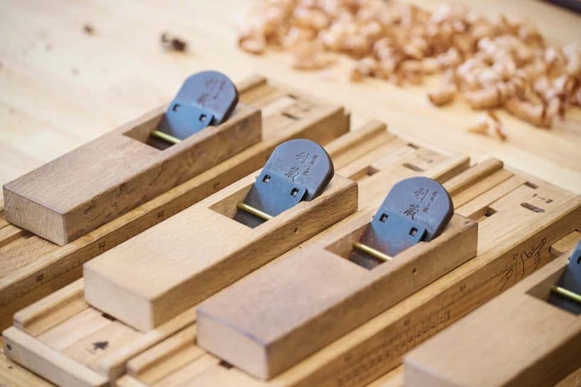Tokyo: Chopstick Making Workshop with Artisan - Smoothing, Finishing, and Optional Engraving for Real Personalization