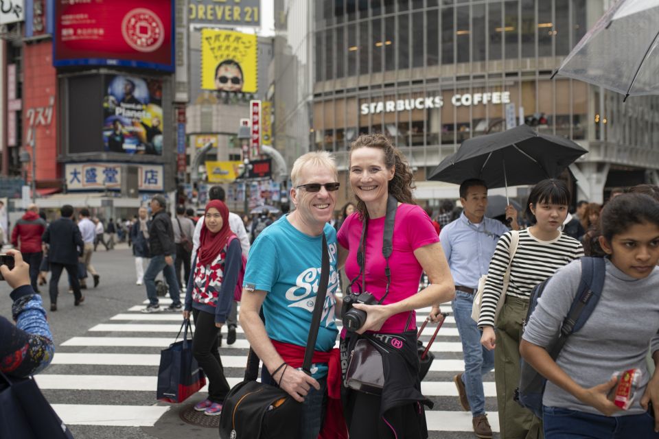 Tokyo: Custom Hidden Gems & Highlights Tour with Local Guide - Mixing tradition and pop culture without whiplash