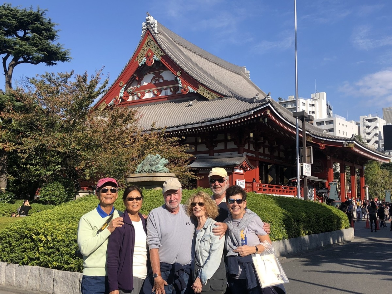 Tokyo Customized Private Tour: See Top Attractions in 1 Day - Museum, waterfront, and garden calm: Odaiba and Hamarikyu