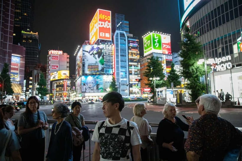 Tokyo: Dark Side of Tokyo Shinjuku Red Light Walking Tour - Tokyo’s Shinjuku after dark: what this tour is really about