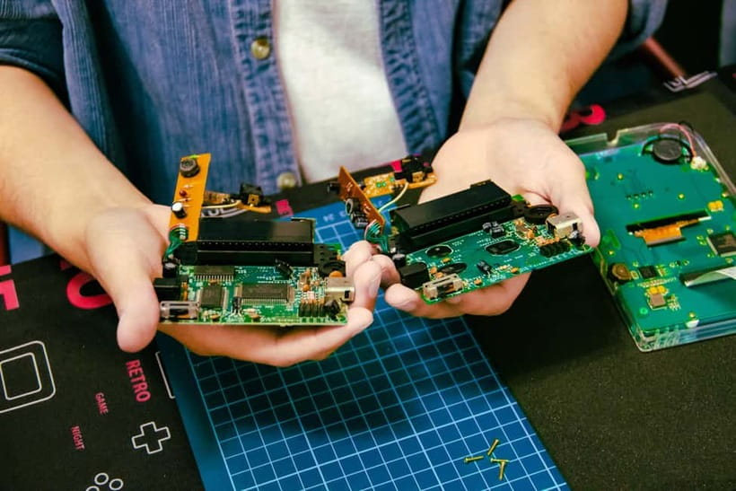 Tokyo: Gameboy Mod Workshop at Akihabara - Testing, finishing touches, and taking your Game Boy home
