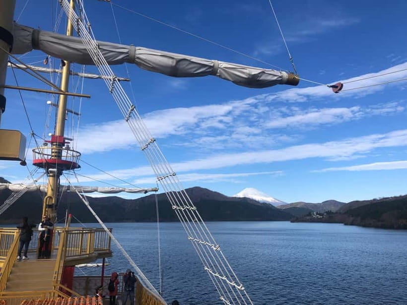 Tokyo: Hakone Fuji Day Tour w/ Cruise, Cable Car, Volcano - Lake Ashi pirate boat: your best shot at Mount Fuji from the water