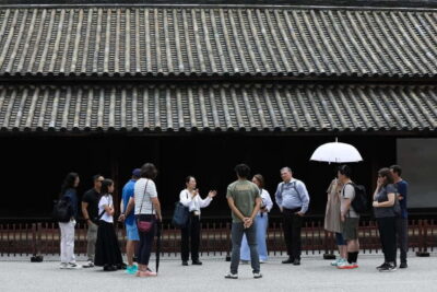 Tokyo: Imperial Palace East Gardens Walking Tour - Walking the East Gardens: ponds, bridges, bonsai, and seasonal color