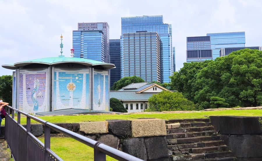 Tokyo: Imperial Palace, the history of Japan (ENGLISH GUIDE) - Why This Tour Works: Japan’s History in Real Space