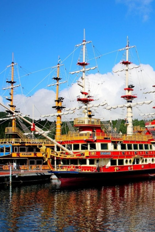Tokyo: Mt. Fuji 5th St, Gotemba & Hakone by Luxury Bus - Ashinoko Lake on a pirate ship: the calm chapter