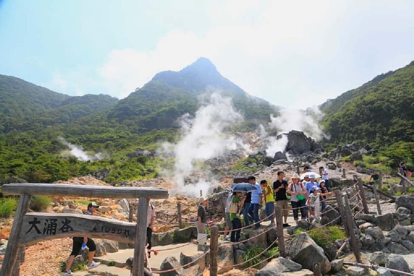 Tokyo: Mt. Fuji Tour, Hakone Ropeway, Owakudani, Lake Ashi - What the guides do well (and how names like Jack, Kousei, and Wanting fit in)