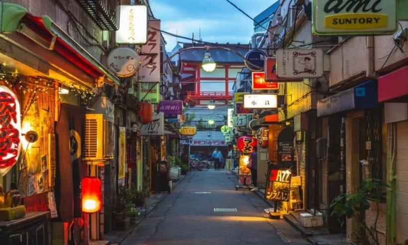 Tokyo: Private & Customizable Tour - All-in-One Experience - Tsukiji Market and food stops that feel local (not like a show)