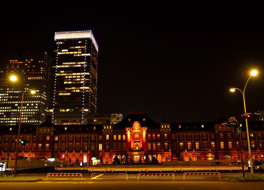 Tokyo: Private Walking Tour with a Local - Meeting your Lokafyer: pickup that’s designed for real travel