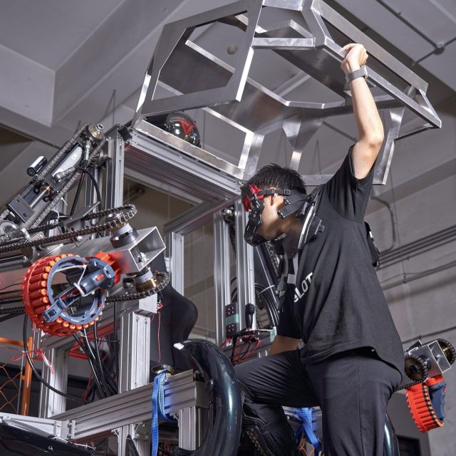 Tokyo: Robot Piloting Attraction Ticket - Robot pilot experience with ASTRO: the main event, and its limits