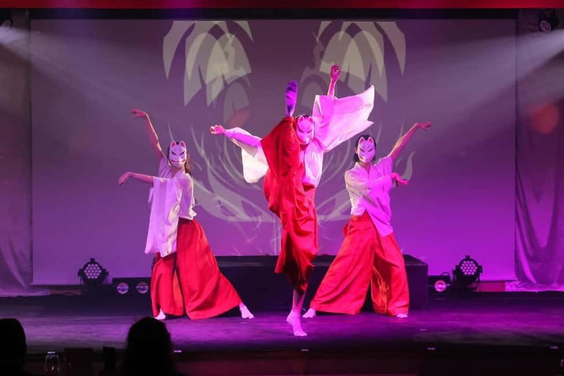 Tokyo: Samurai Entertainment Night Show in Kanda Shrine - Food and Drinks Value at About $41: When Dinner Helps the Math