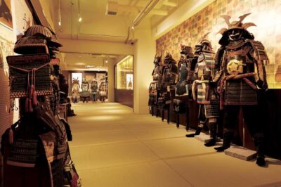 Tokyo: Samurai Ninja Museum Guided tour and Experience - Samurai Gear You Can See Clearly (and Actually Appreciate)