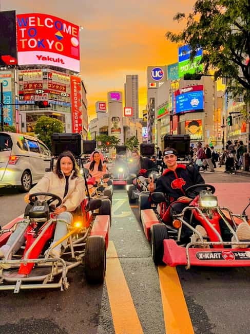 Tokyo: Shibuya and Shinjuku Streets Guided Go-Karting Tour - Finding the meeting point near Shinjuku Central Park
