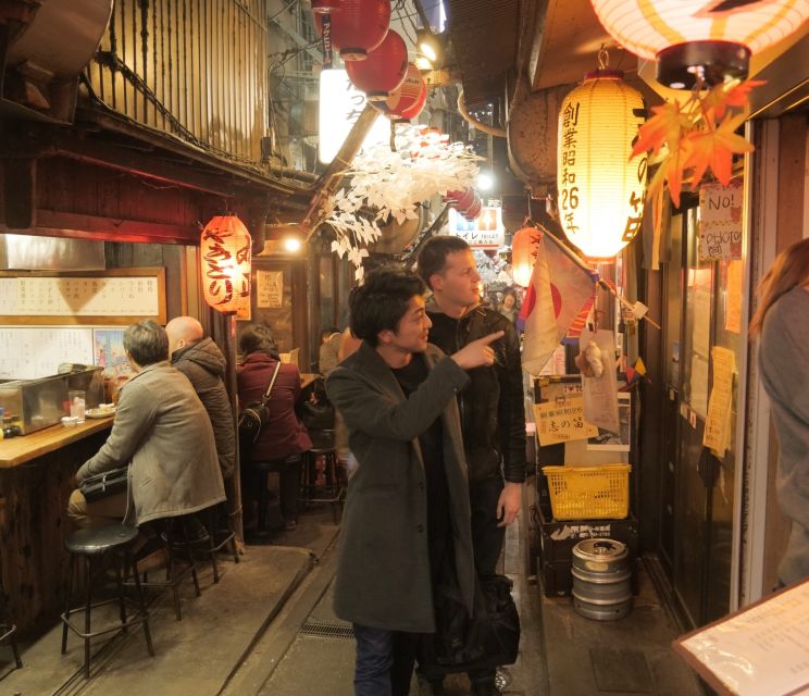 Tokyo: Shinjuku Bar Hopping with All-You-Can-Drink & Dinner - Kabukicho: All-you-can-drink at a bar that actually gives you a seat