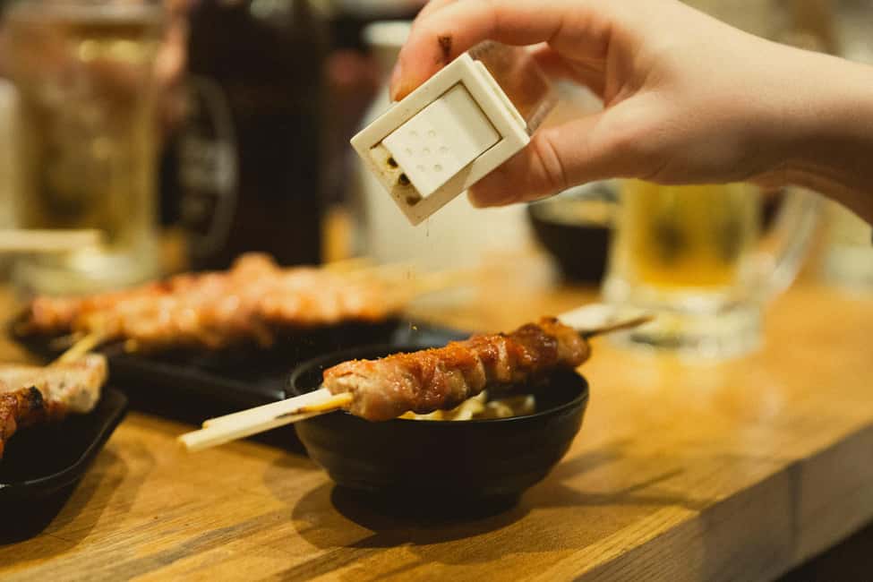 Tokyo: Shinjuku Izakaya and Golden Gai Bar Hopping Tour (2h) - Starting where locals actually caffeinate: Tajimaya Coffee