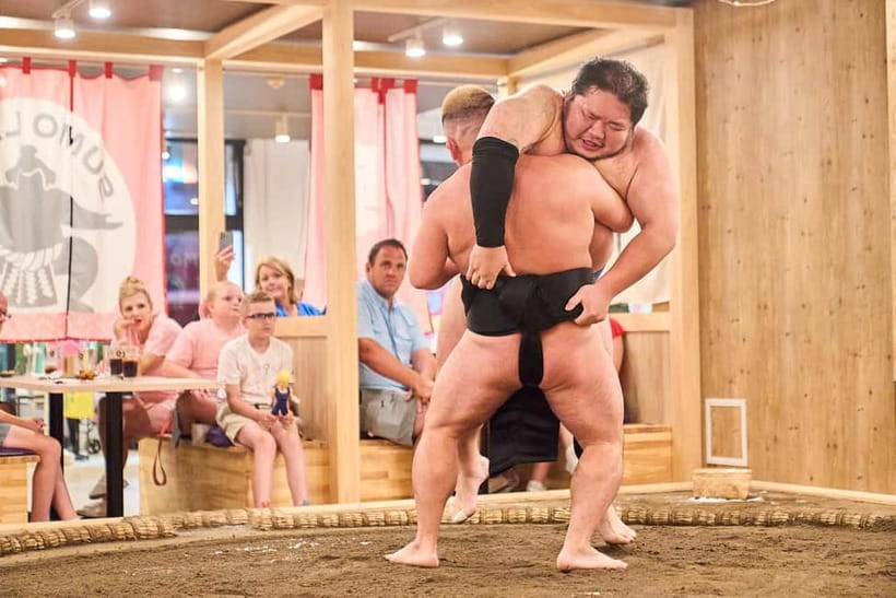 Tokyo Sumo Experience: Chanko & Mochi with a Former Pro - Mochi Pounding: Tradition You Can Actually Feel