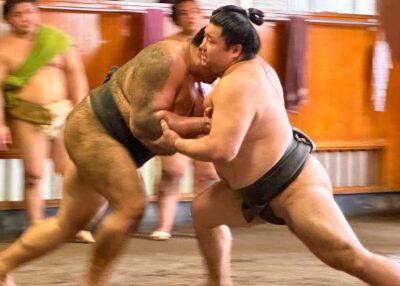 Tokyo: Sumo Morning Practice with journalists. Not fake show - Finding Your Meeting Point at Ryogoku (and Getting There Early)