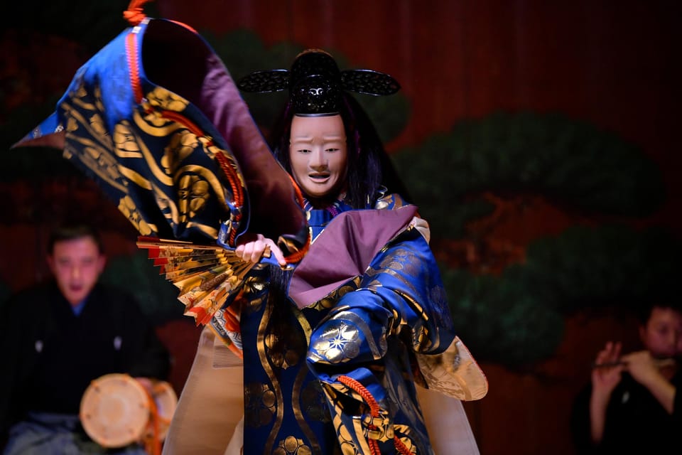 Tokyo: Traditional Japanese Performing Arts Show and Dinner - Seats and viewing: up close without feeling on top of the action