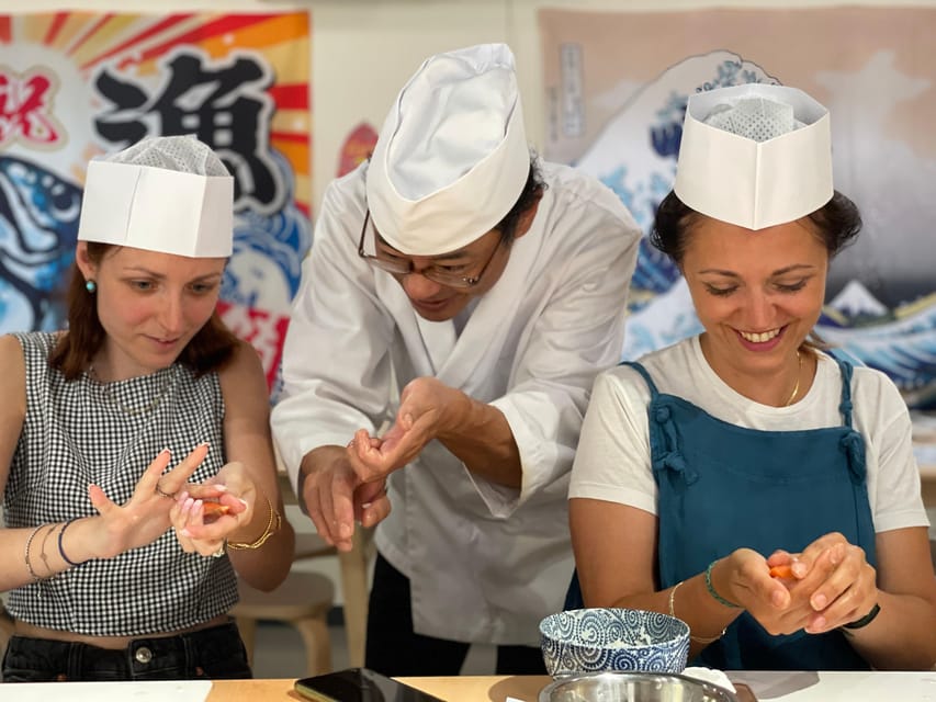 Tokyo: Tsukiji Fish Market Sushi Making Class with Pro Chef - Fish disassembly and knife basics: where sushi really begins